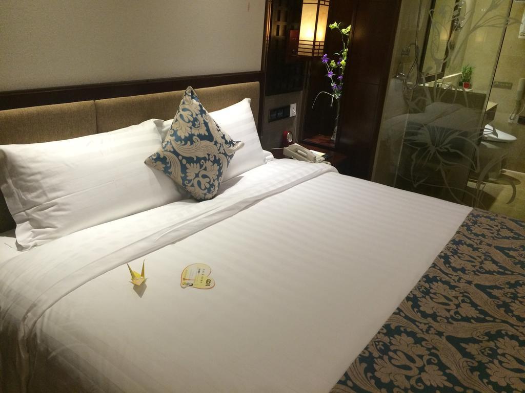 Guangdong Hotel Shenzhen Room photo