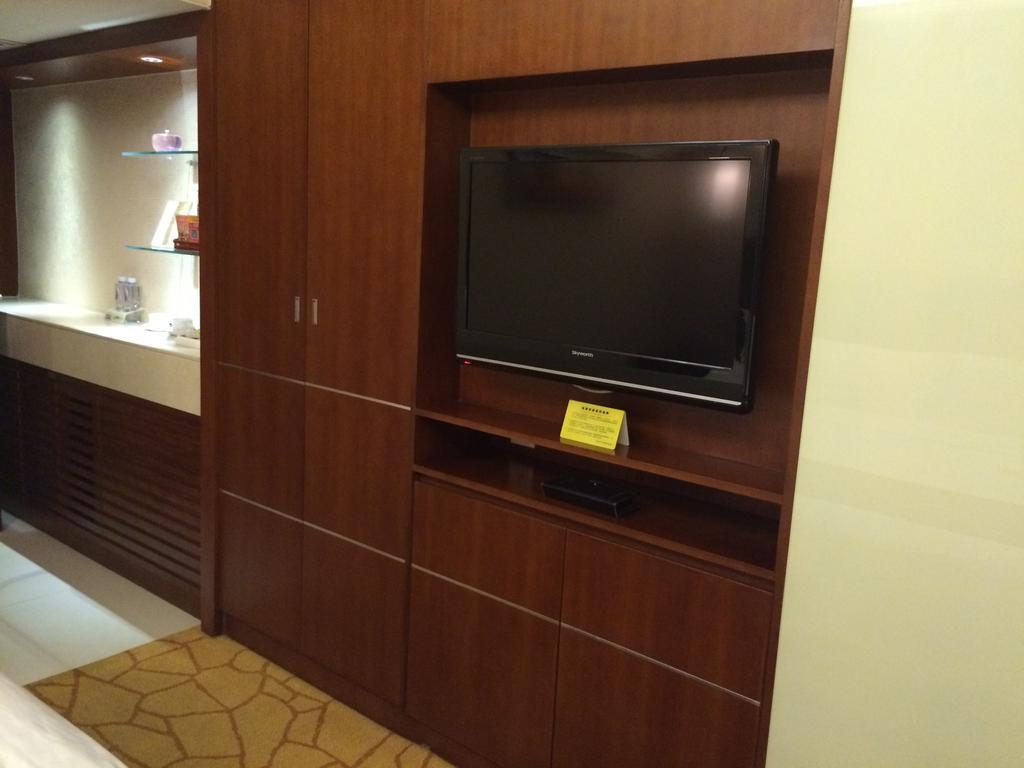 Guangdong Hotel Shenzhen Room photo