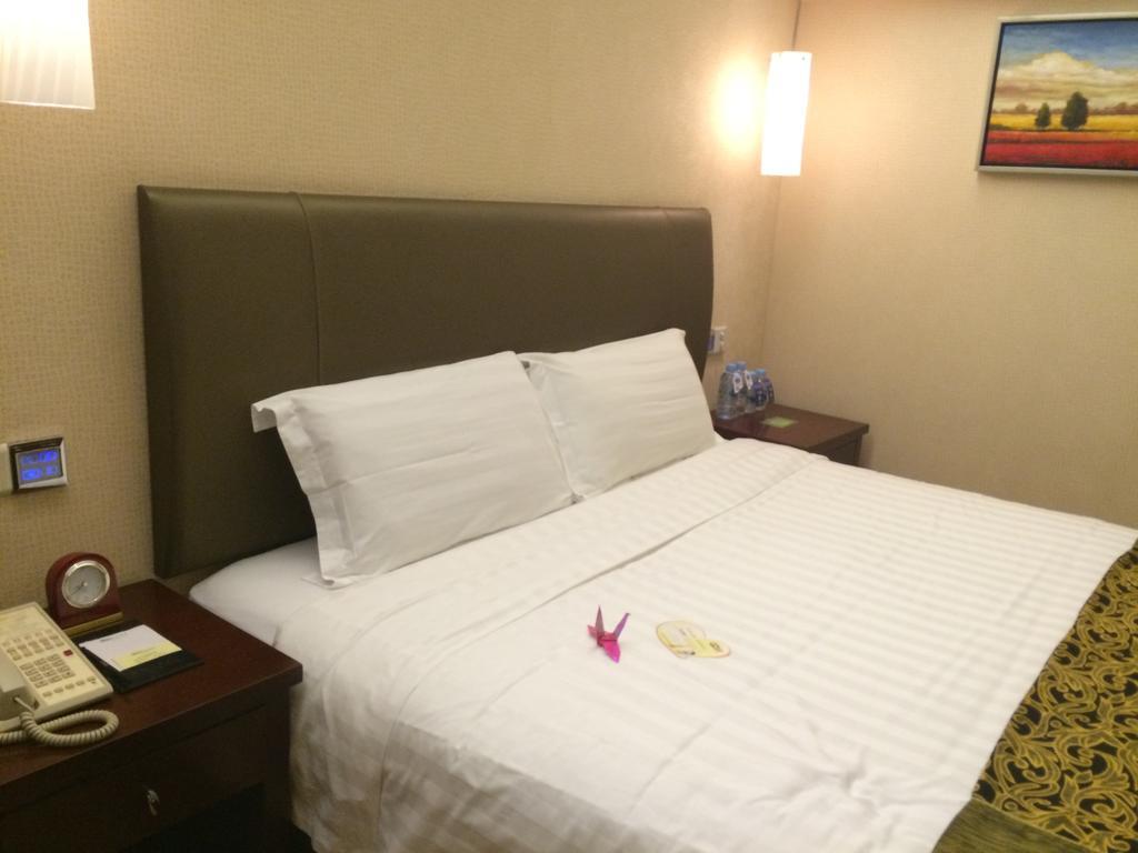 Guangdong Hotel Shenzhen Room photo