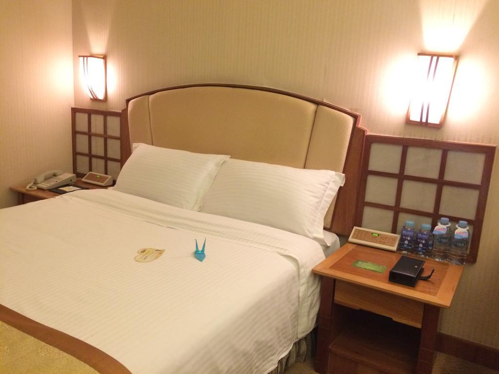 Guangdong Hotel Shenzhen Room photo