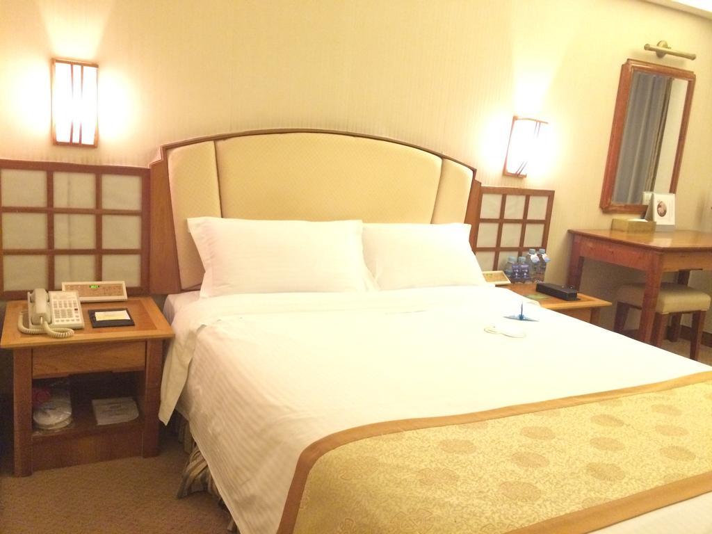 Guangdong Hotel Shenzhen Room photo